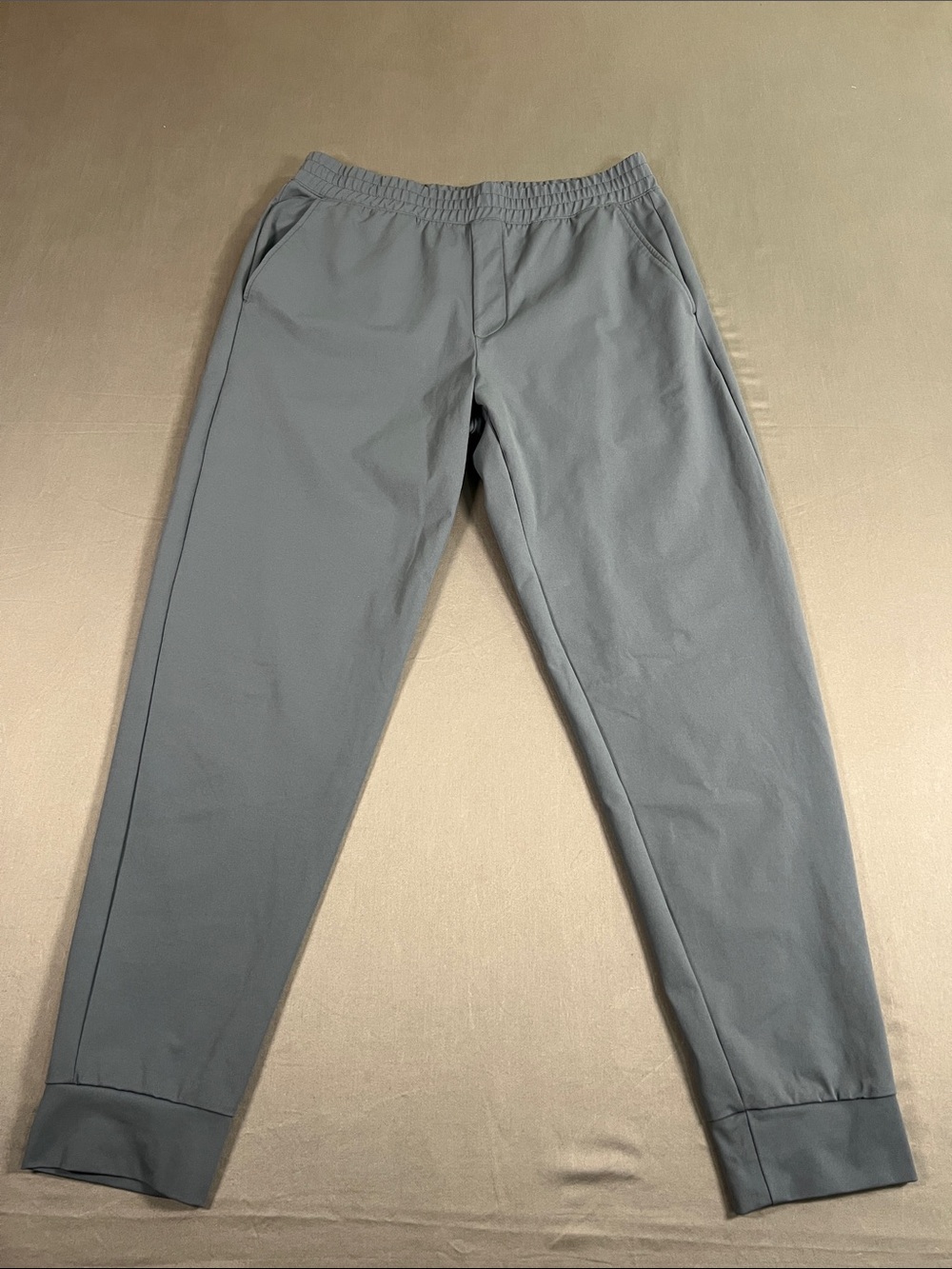 Uniqlo Men's Light Grey Jogger Pants with Elastic Waist